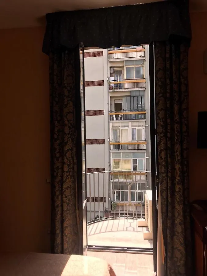 La Casa Di Romi Bed & Breakfast Catania 0*,