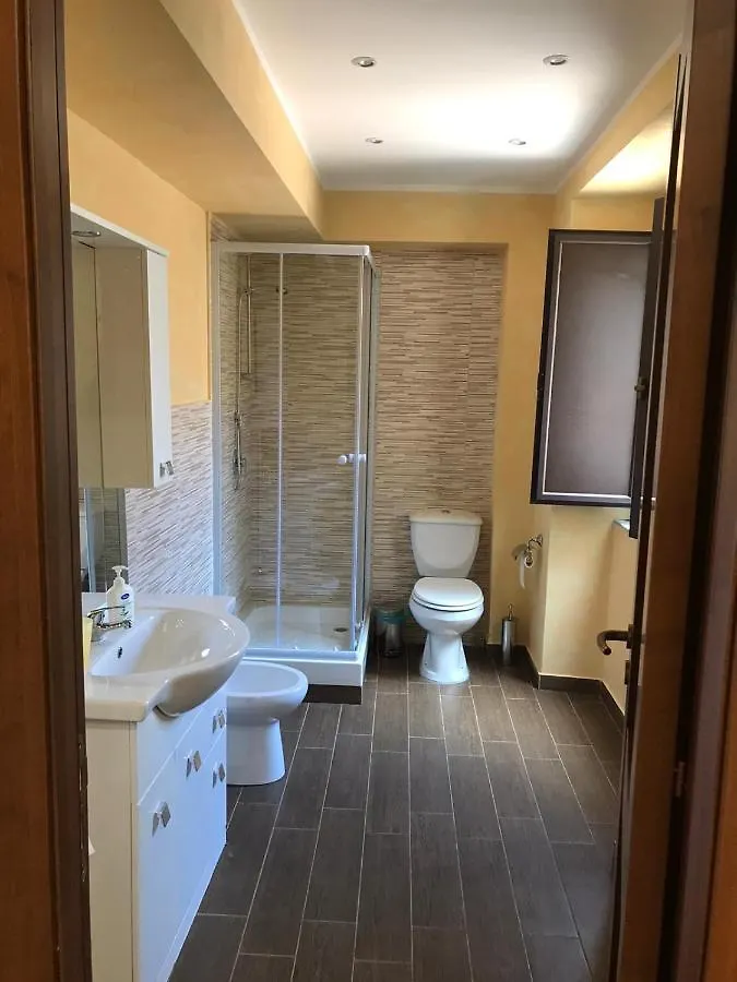 Bed & Breakfast Bed and Breakfast la casa di romi Aeroporto di Catania Fontana Rossa Italia