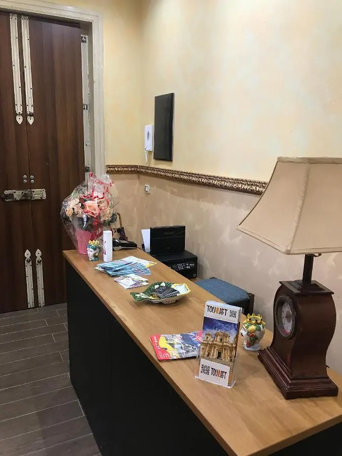 Bed & Breakfast Bed and Breakfast la casa di romi Aeroporto di Catania Fontana Rossa